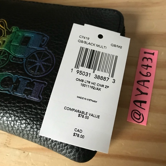 Coach wristlet🎈🎈 - Picture 4 of 7